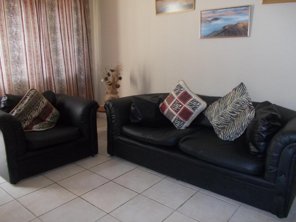 Huis Klipdriftself Catering &B&B Henties Bay Esterno foto