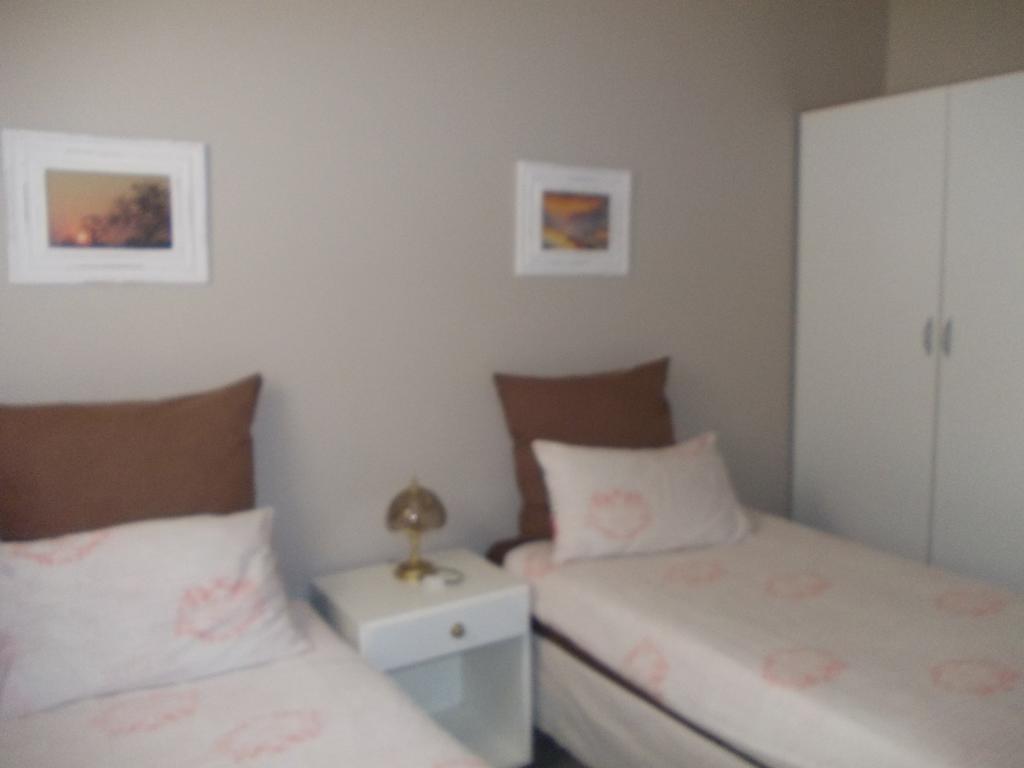 Huis Klipdriftself Catering &B&B Henties Bay Esterno foto