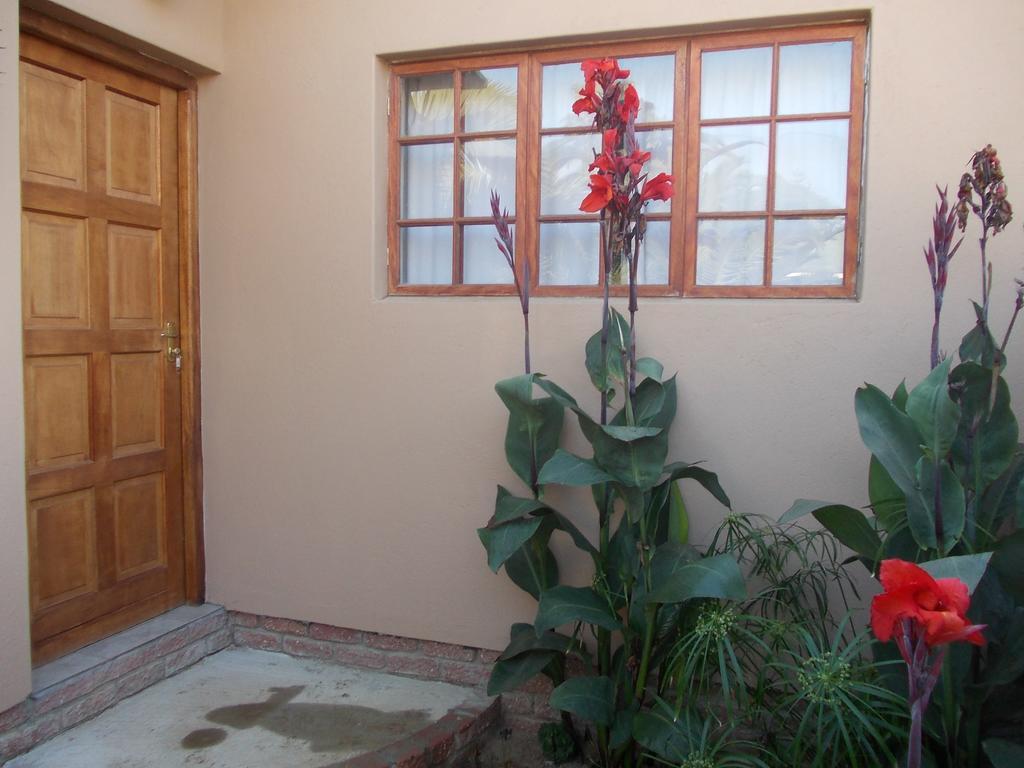 Huis Klipdriftself Catering &B&B Henties Bay Esterno foto